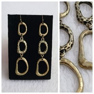 Hammered Goldtone 3" Hanging Earrings | 3 Oval Rings EUC